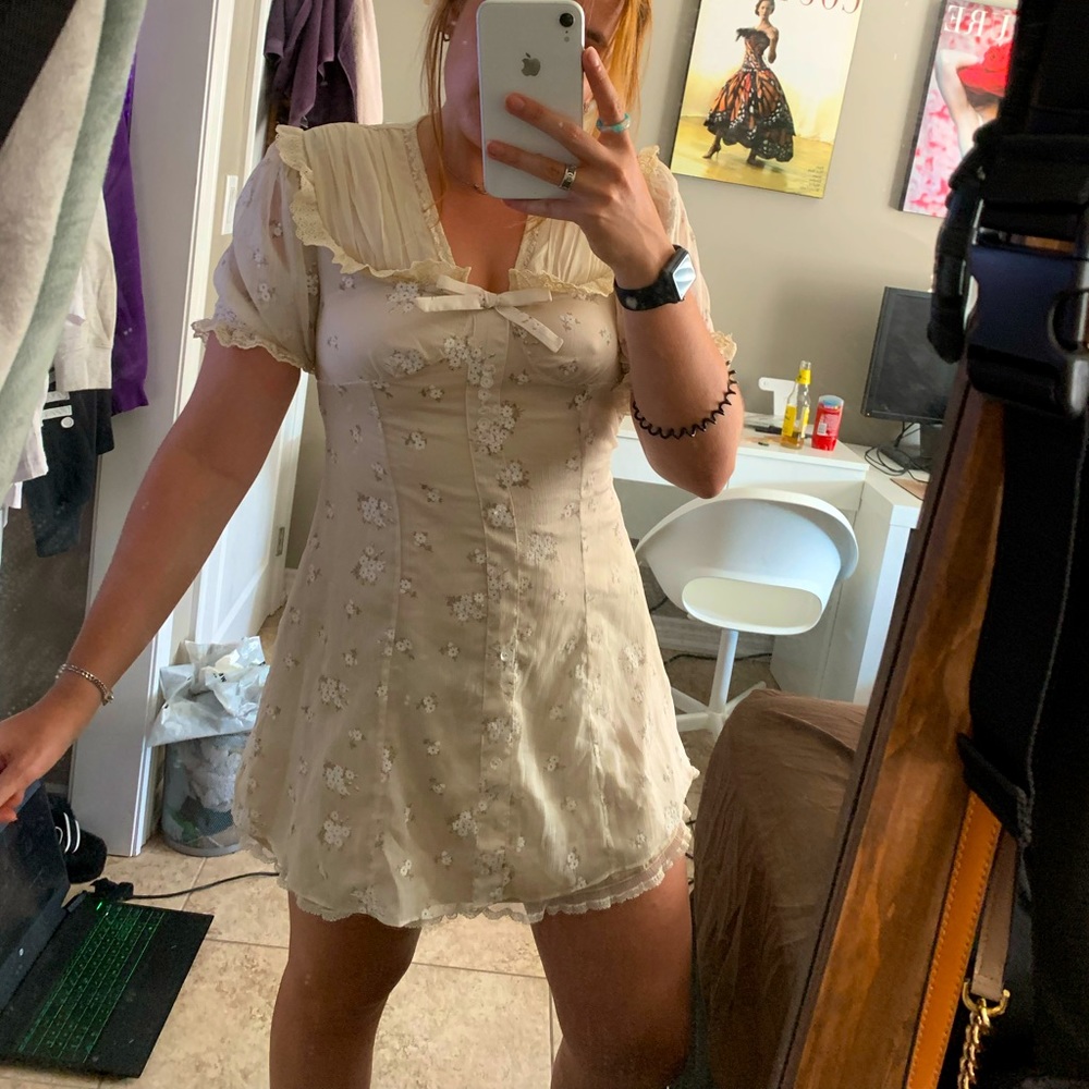 Beautiful vintage dress